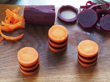 4Zubereitung Karotten Beet Türmchen